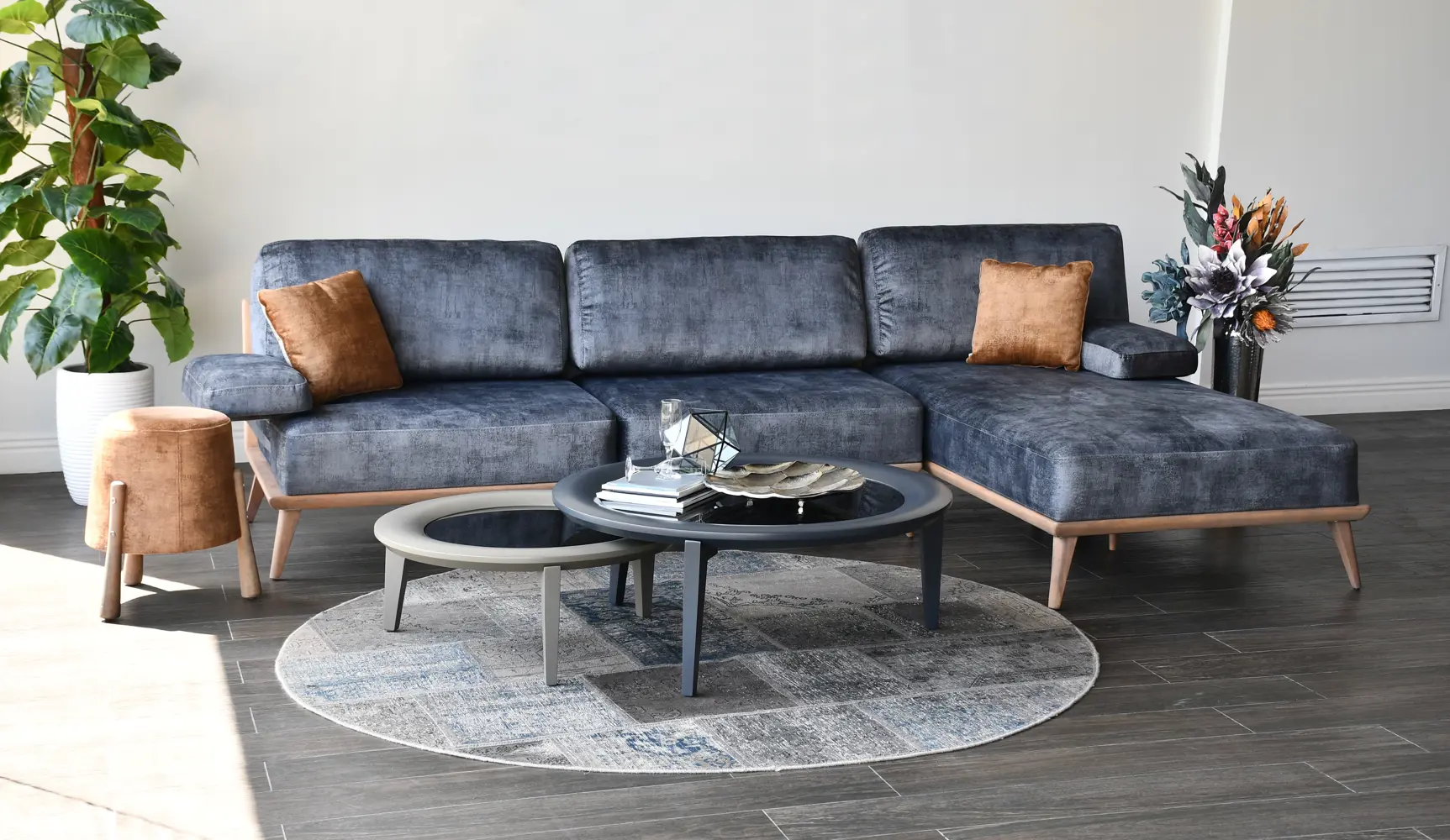 سرویس مبلمان ال ونداک